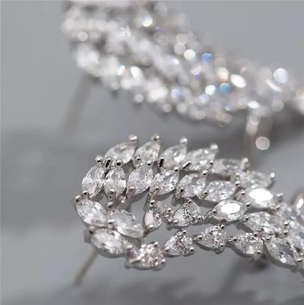 Gorgeous Open Wings Diamond Earrings - Picture 5 of 5